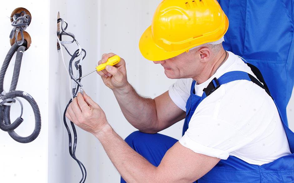 cherche électricien pas cher Montreuil