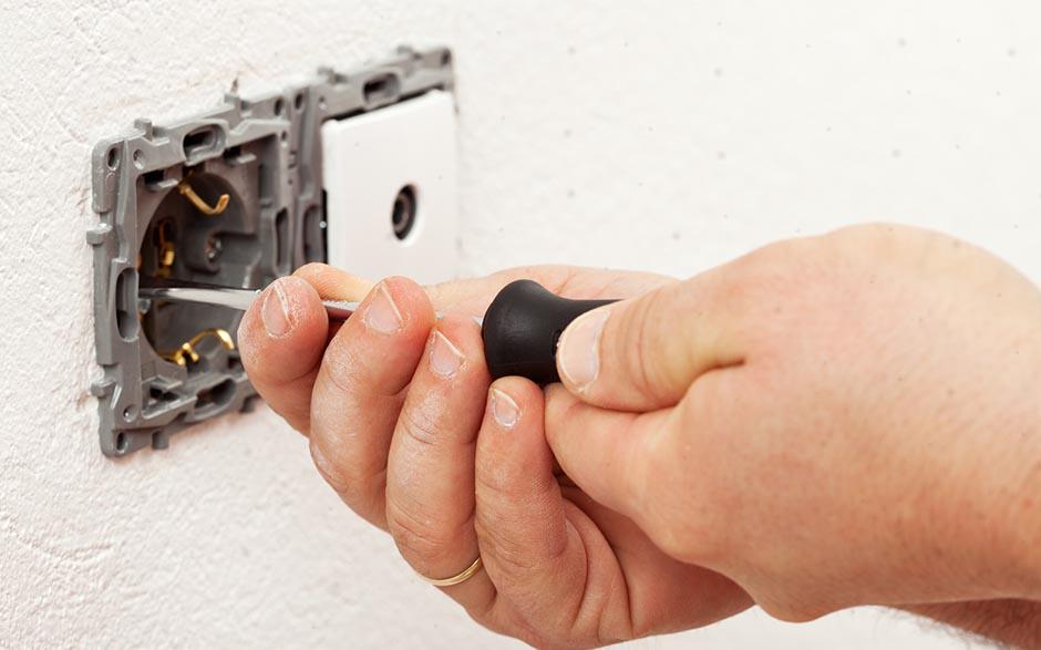 cherche électricien pas cher Montreuil
